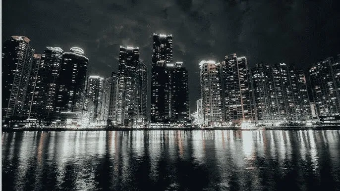 2012国语免费视频在线播放 - 城市之光：霓虹背后的人间烟火
